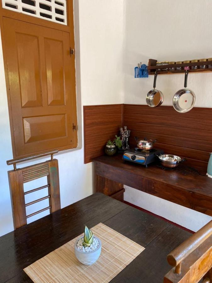 Ami Place Rooms With Kitchen Hikkaduwa Εξωτερικό φωτογραφία