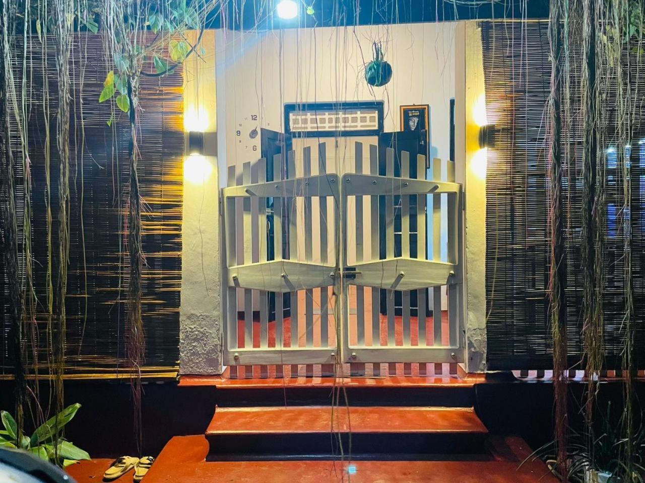 Ami Place Rooms With Kitchen Hikkaduwa Εξωτερικό φωτογραφία